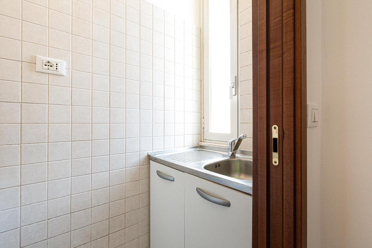 Guesthost - Ca' Granda M5 Bright Apartment Milan Exterior photo