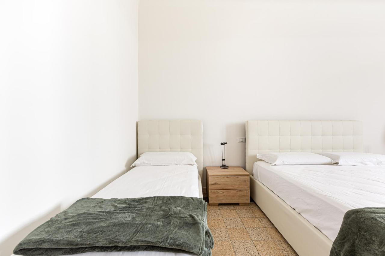Guesthost - Ca' Granda M5 Bright Apartment Milan Exterior photo