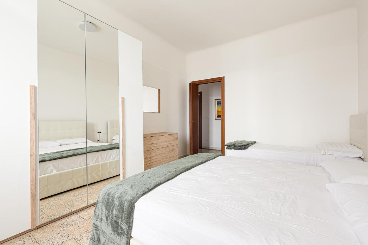 Guesthost - Ca' Granda M5 Bright Apartment Milan Exterior photo